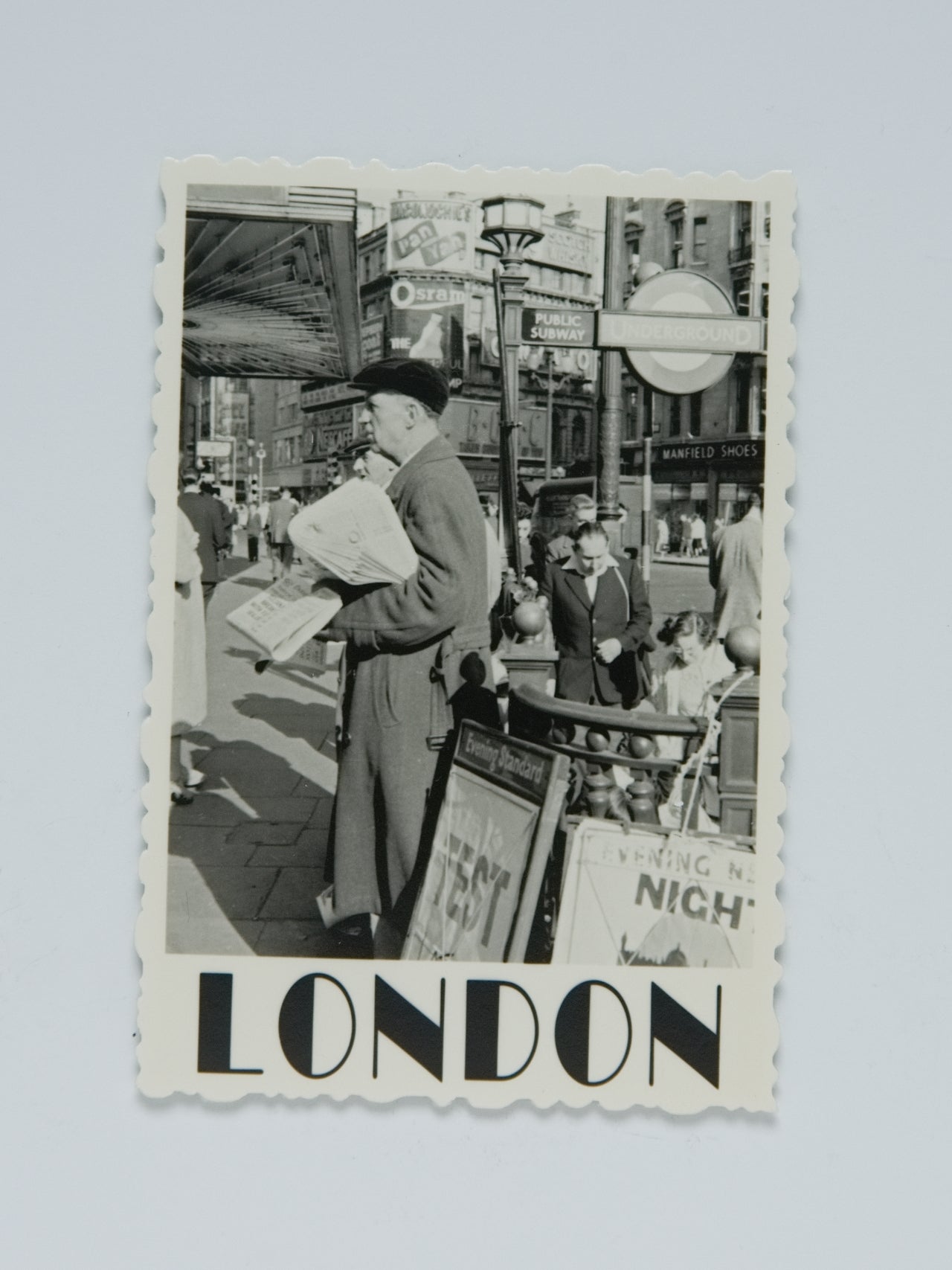 London, Piccadilly tube station, 1956